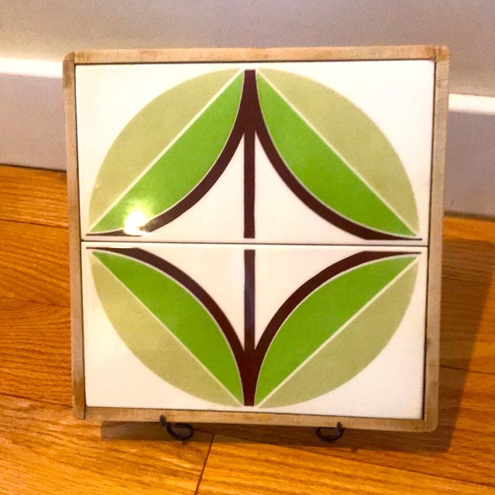 Retro vintage 70s design wood and ceramic tile trivet / decor